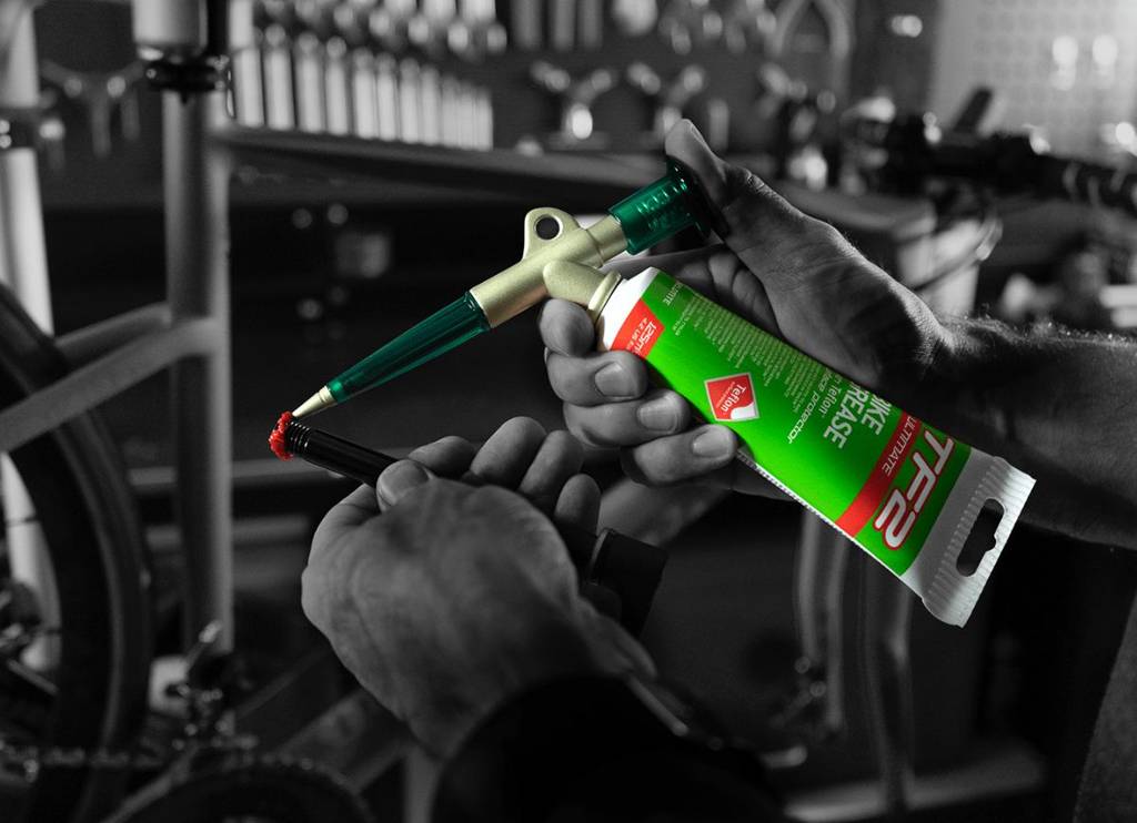 Grease Gun & Bike Grease Teflon 125ml