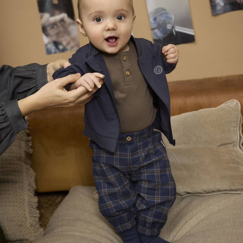 Pants Check