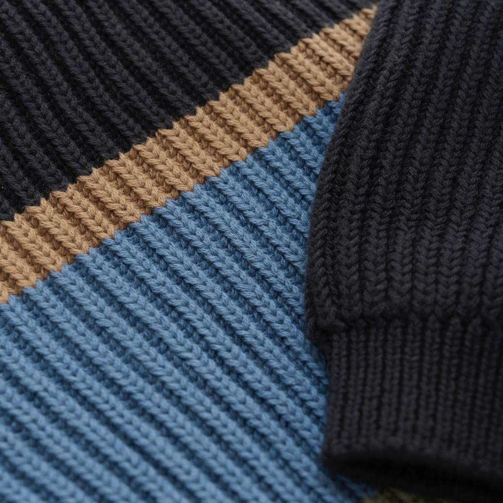 Pullover Knit