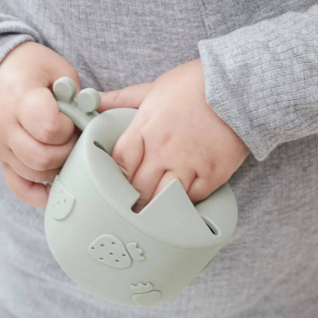 Peekaboo Snack Cup - Raffi