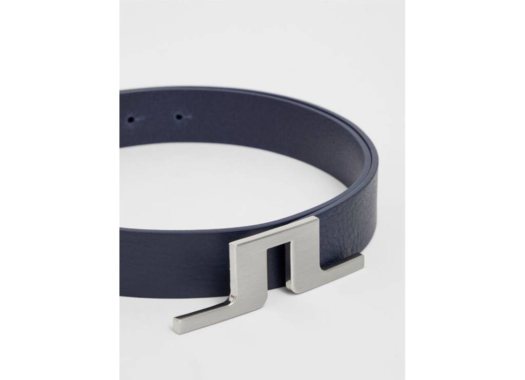 Betsy Belt