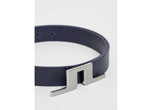 Betsy Belt