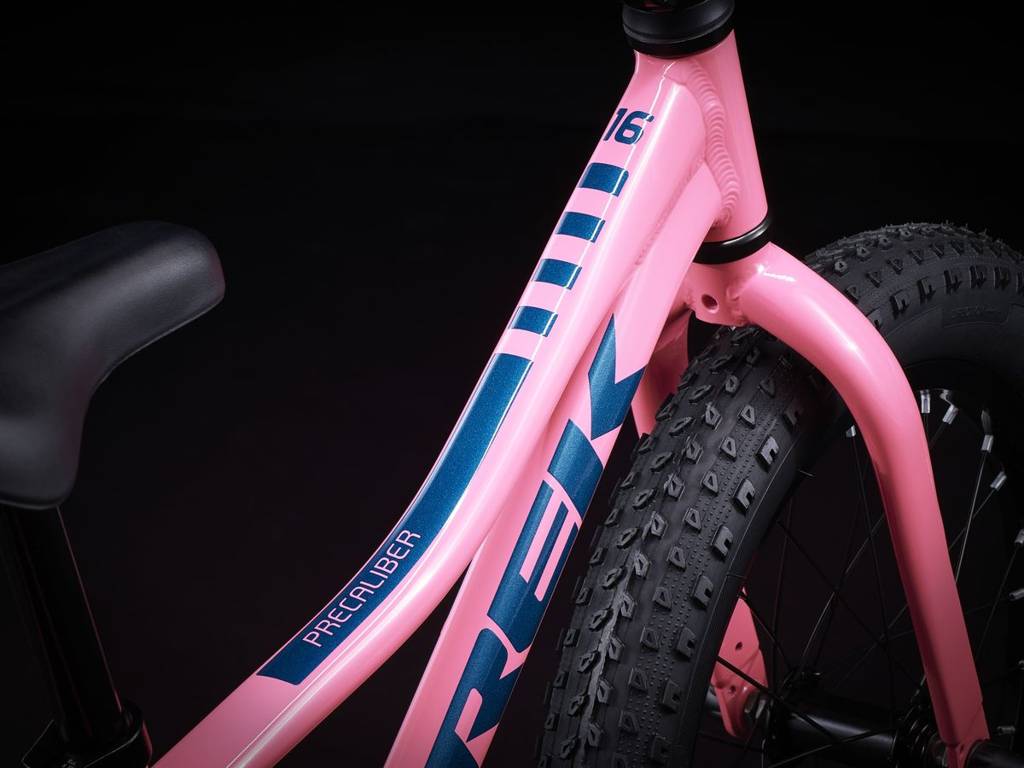 Precaliber 16" Pink Frosting