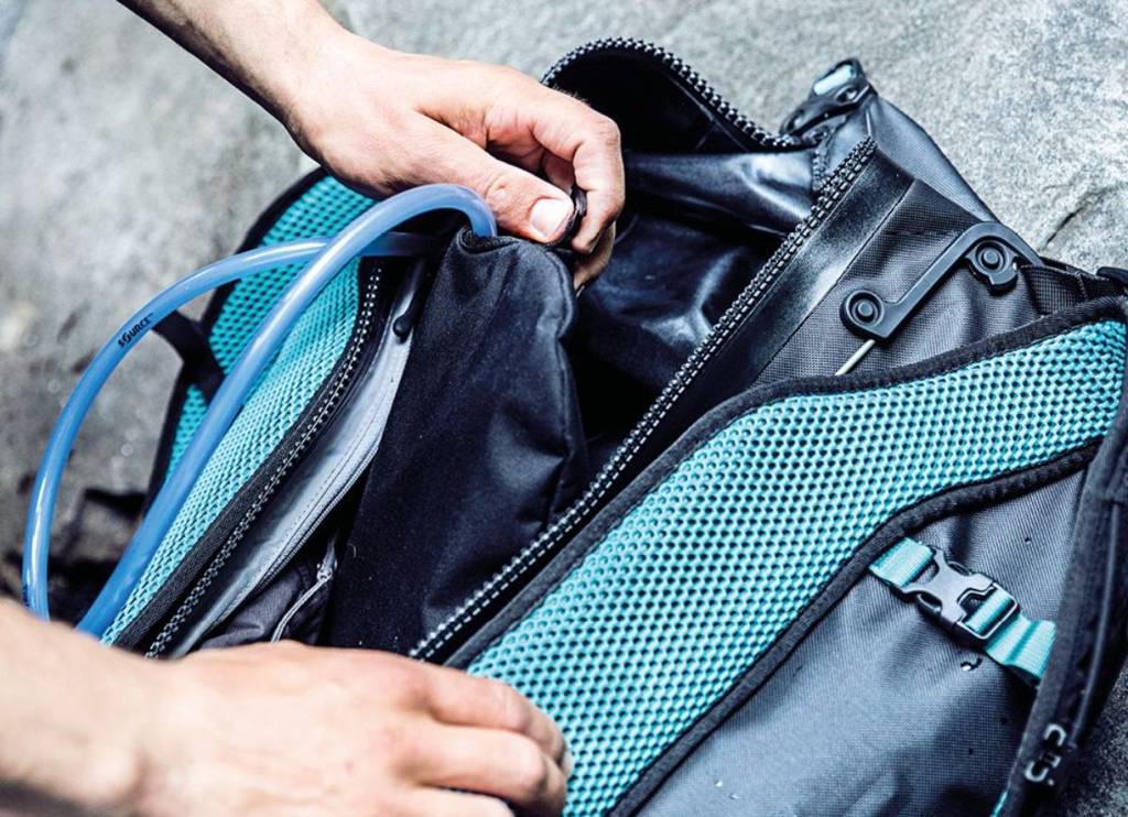 Atrack Hydration System