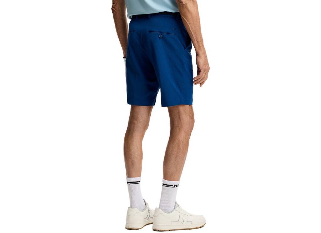 Vent Shorts