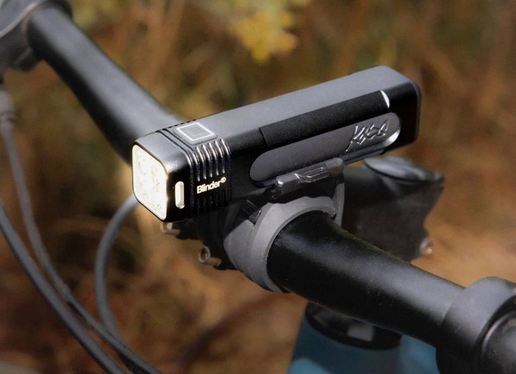 Blinder 700 Front Bike Light