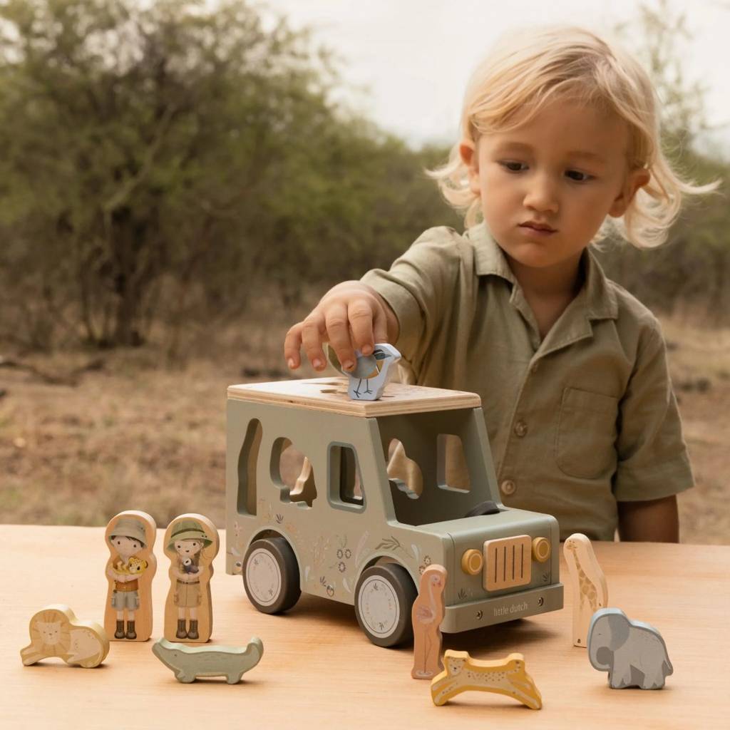 Shape Sorter - Safari Friends