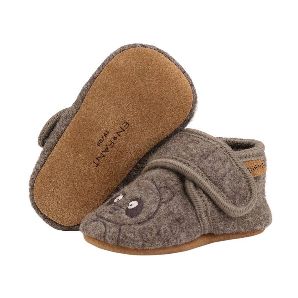 Wool Slippers w. Embroidery